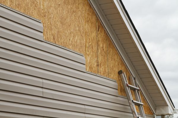 Loose Siding Replacement in Sparks