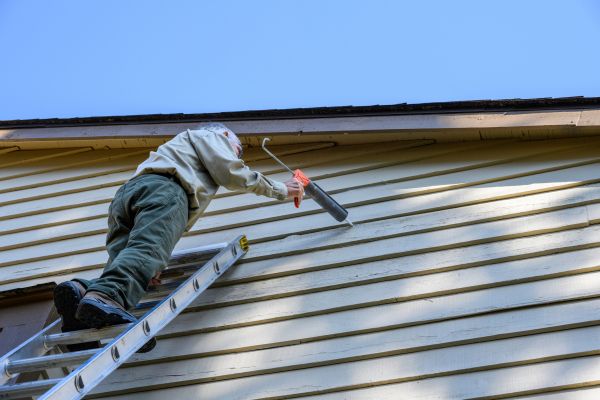 Cost of Vinyl Siding Caulk Repair in Sparks