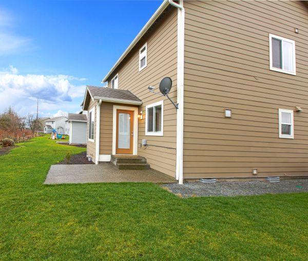 Clapboard Siding Repair in Sparks
